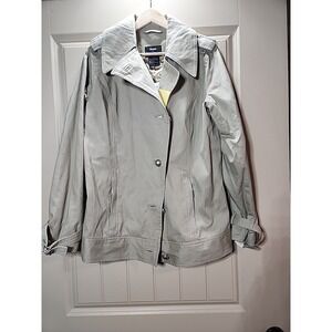 Womens Dennis Basso Mid Length Coat. Beige. Size Small NWT